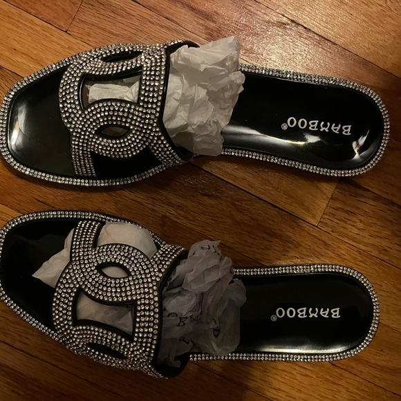 Bamboo Black Sandal! Must have! - Picture 2 of 4